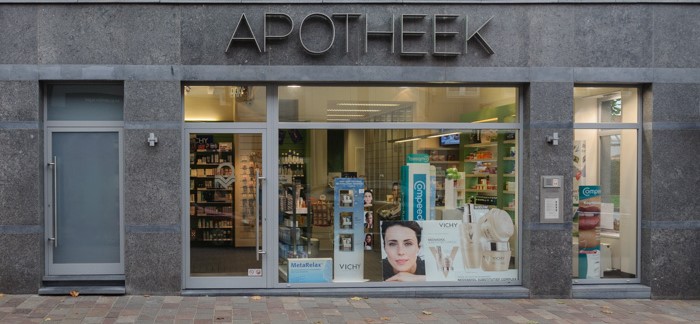 Foto van de gevel van Apotheek Verdonck-Verpoort kortrijkstraat in Tielt